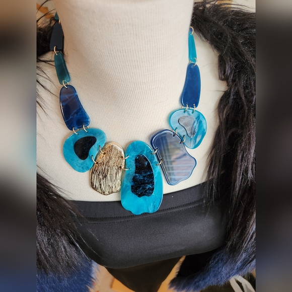 Black, Blue and Goldtone Statement Necklace with Earrings Set - Picture 11 of 15